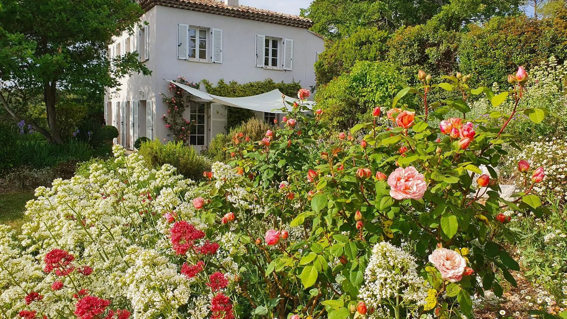Lou Pantai, Bed And Breakfast, Double Room Aix-en-Provence 0*,  France
